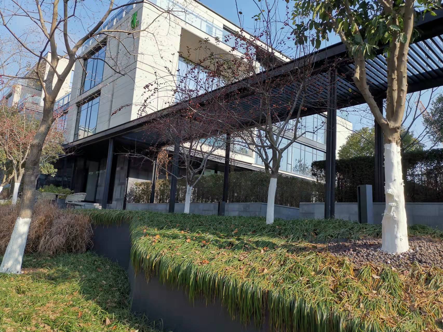 西創系統精制鋼幕墻型材觀賞及經濟效果顯而易見